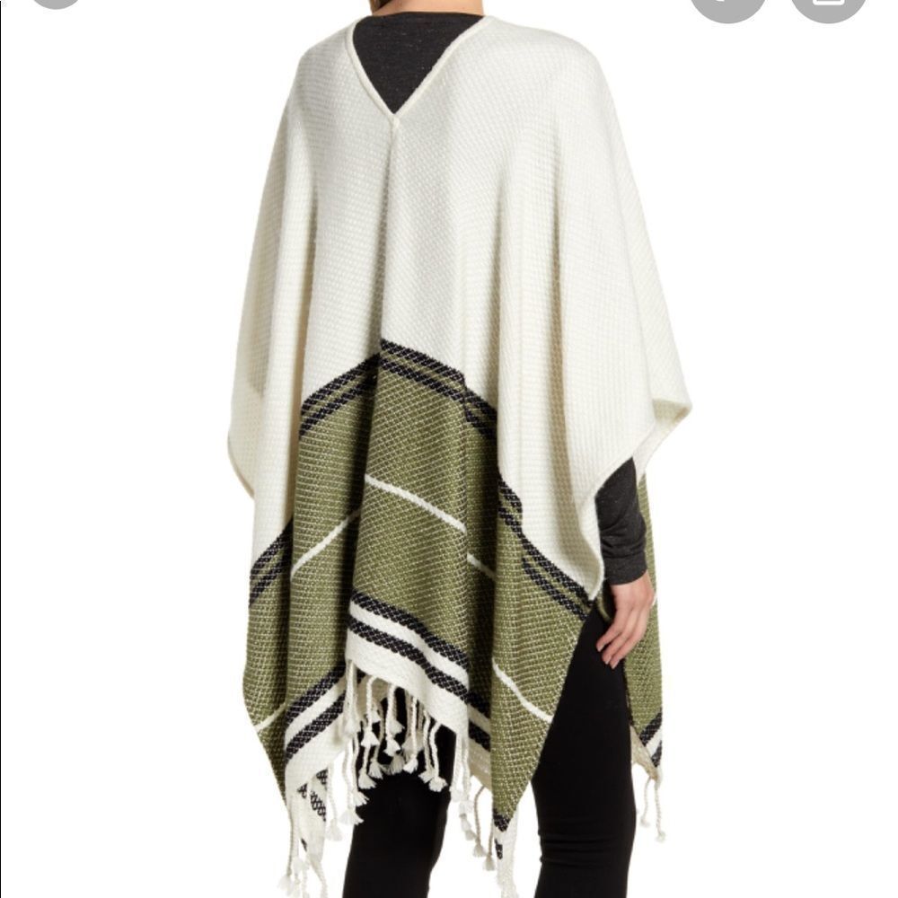 Treasure & Bond Sweater Poncho NWT